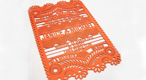 紙張激光鏤空機是專門為紙制品工業(yè)研制的新型加工設(shè)備(圖1)