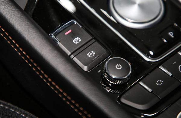 汽車標(biāo)識logo都是如何進(jìn)行打標(biāo)的？答案是用激光打標(biāo)機(jī)！(圖3)