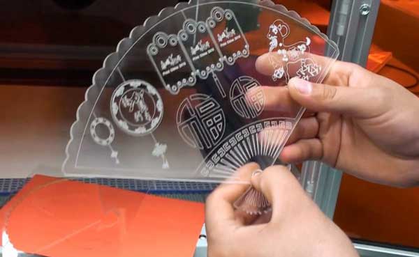 激光模切機(jī)跟激光切割機(jī)是同一種設(shè)備嗎？